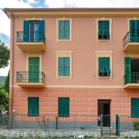 Casa Vacanze Holiday Home Apartment Finale Ligure